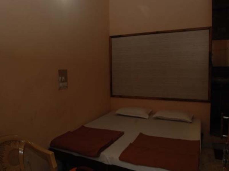 Hotel Yatri Udajpur Zewnętrze zdjęcie